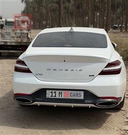 جنسس G70
